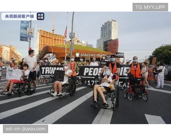 为抗议高票价,多个球迷组织计划在周末比赛中同步举行示威活动 为抗议高票价,多个球迷组织计划在周末比赛中同步举行示威活动